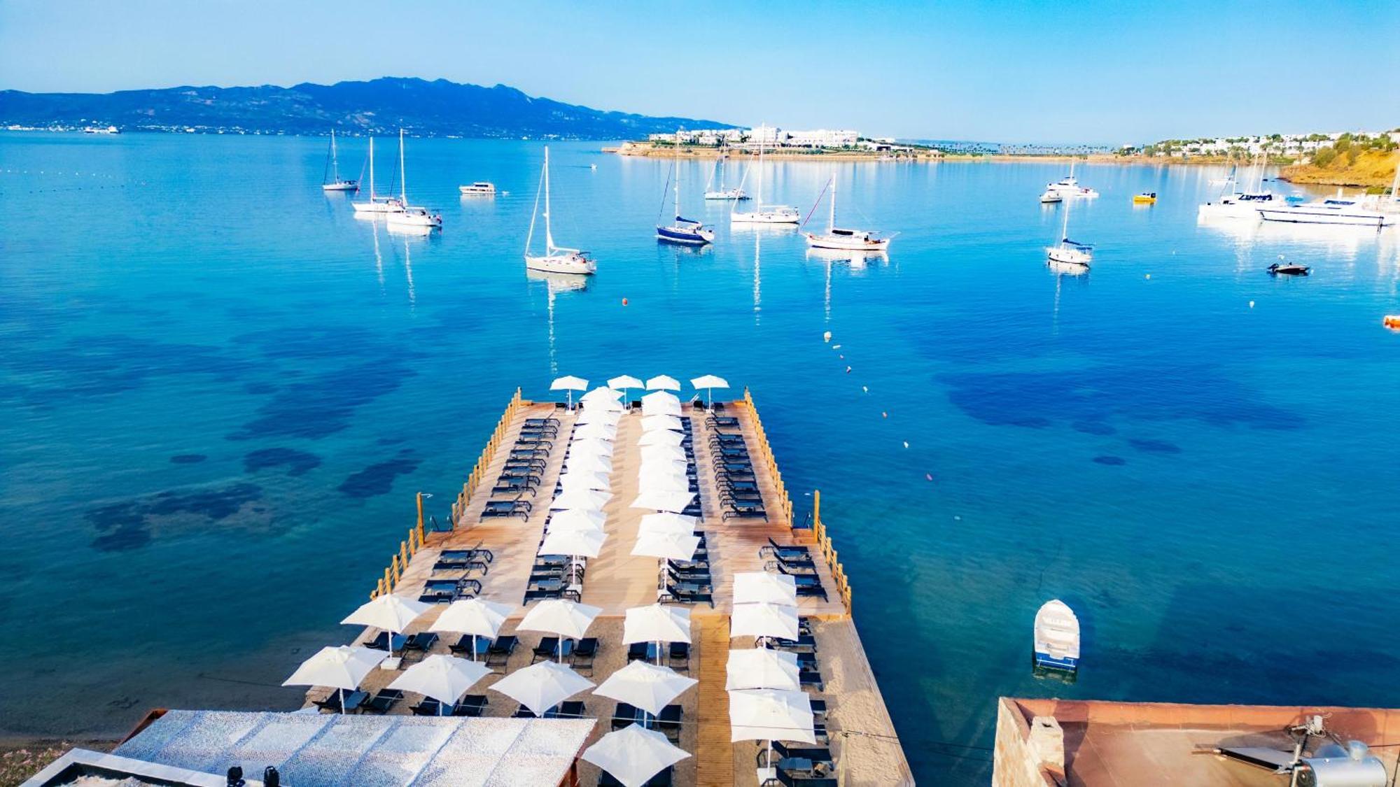 Suum Bodrum Hotel & Beach - Adult Only Bagian luar foto